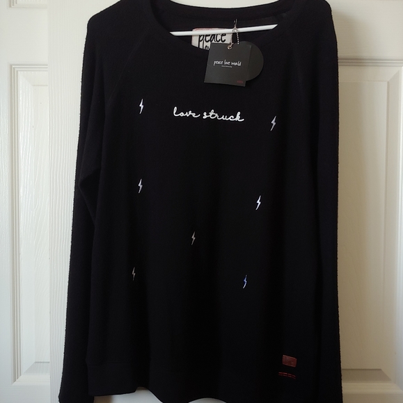 Peace Love World comfy top lovestruck -M/L - Picture 1 of 4